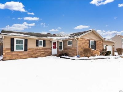 152 Berkley Rd, Williamsville, NY, 14221