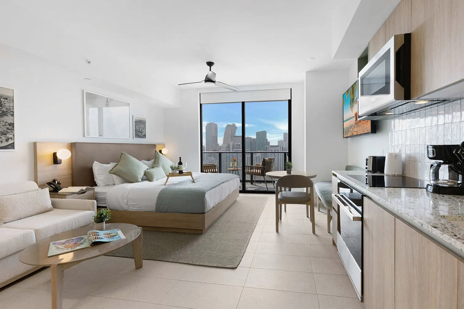 Studio, 1.0 bath, 441 sqft, $4,868 — Photo 2