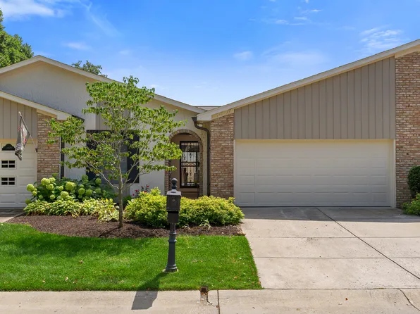 1047 Carters Grv, Indianapolis, IN 46260