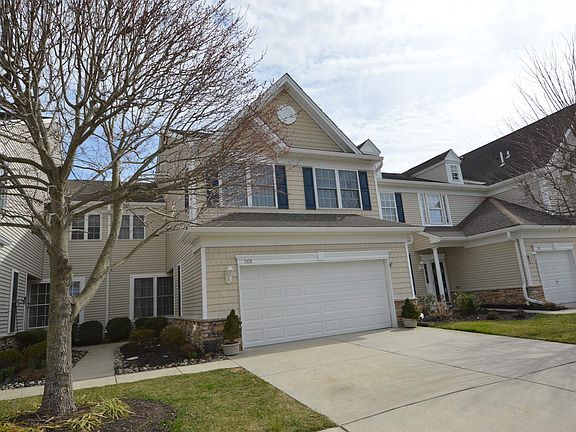 4th image of 908 Saint Andrews Dr #908