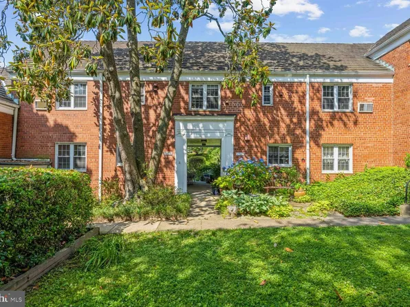 1705 Preston Rd, Alexandria, VA 22302