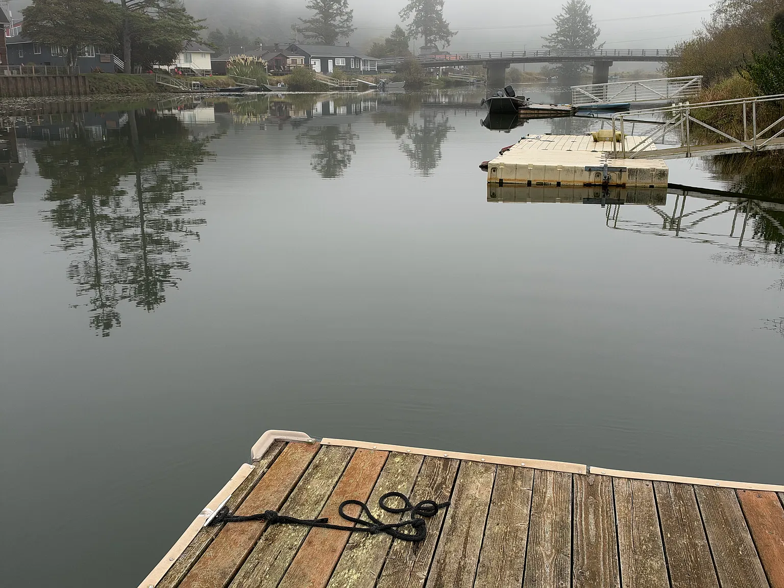 3 bed, 2500 sqft, $2,400 — Photo 4