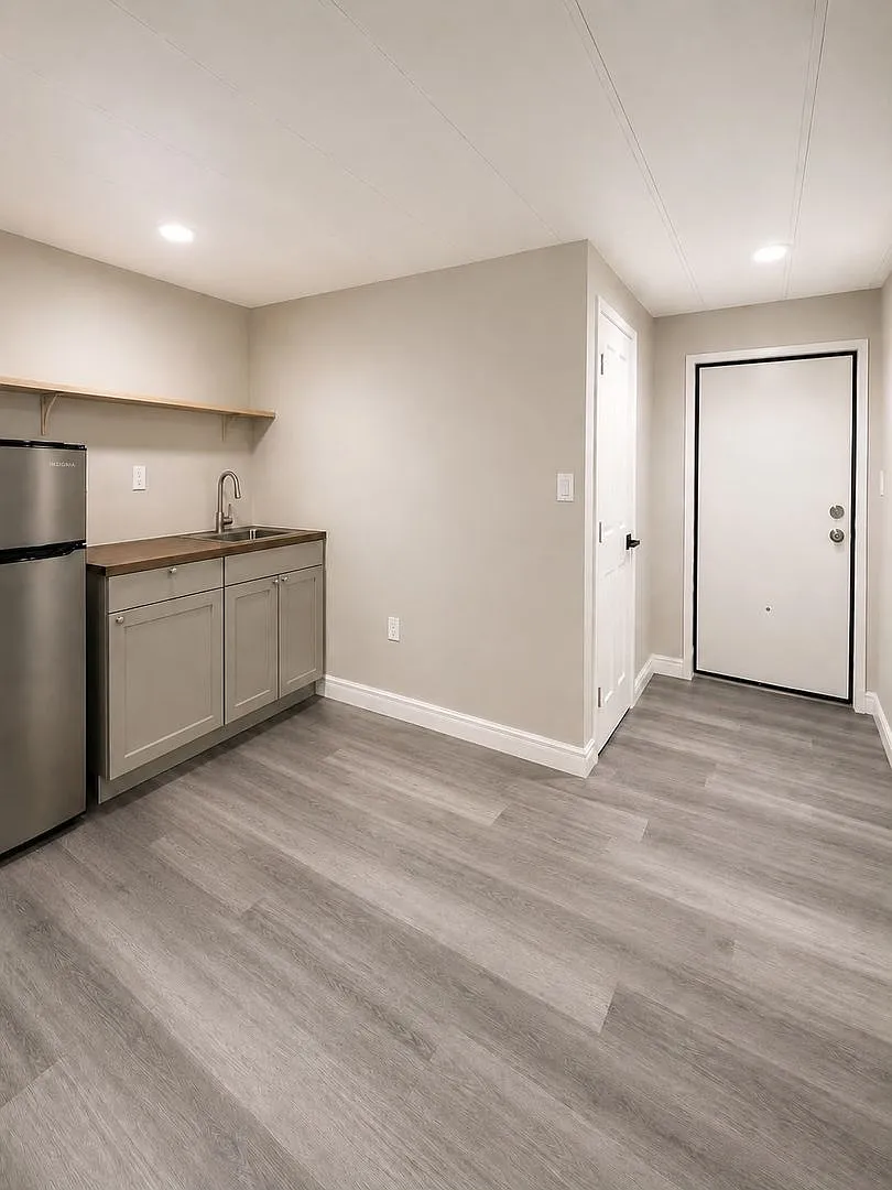 977 Antigua Avenue East — Photo 1