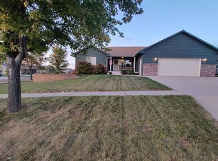408 W 12th St, Dell Rapids, SD 57022
