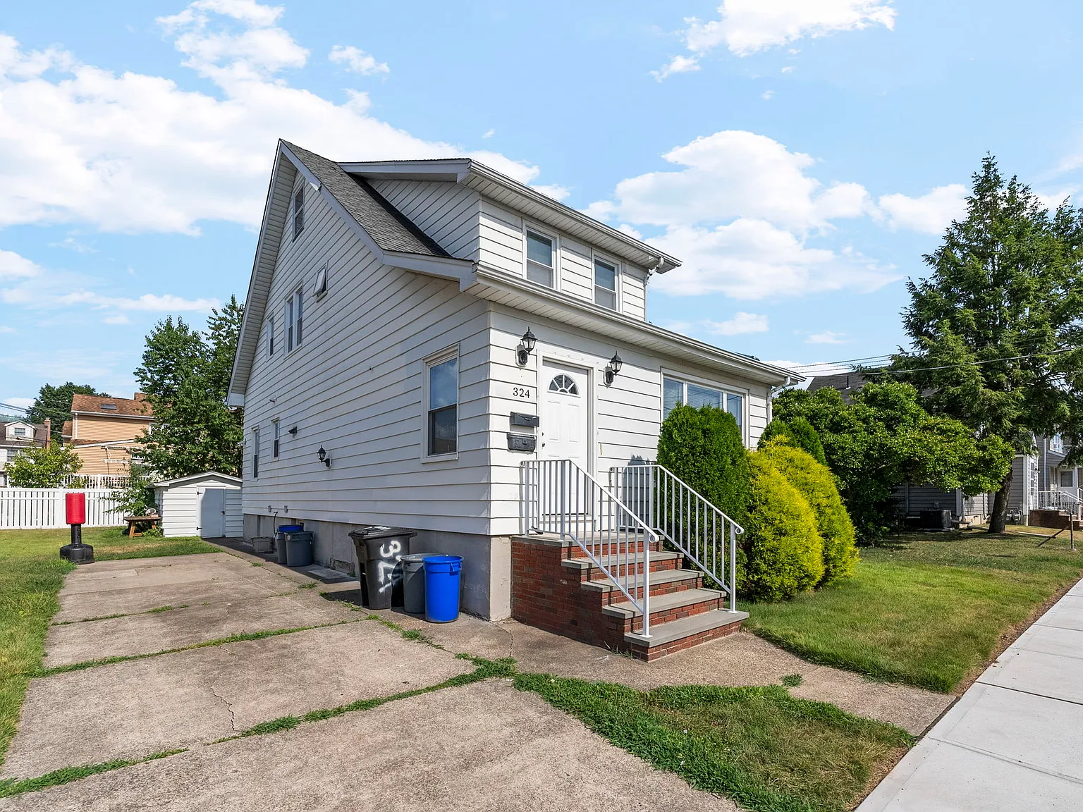 2 bed, 1.5 bath, 1500 sqft, $3,100 — Photo 1