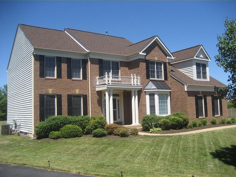 1st image of 43880 Loganwood Ct