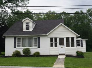2041 Park St, Dover, PA 17315