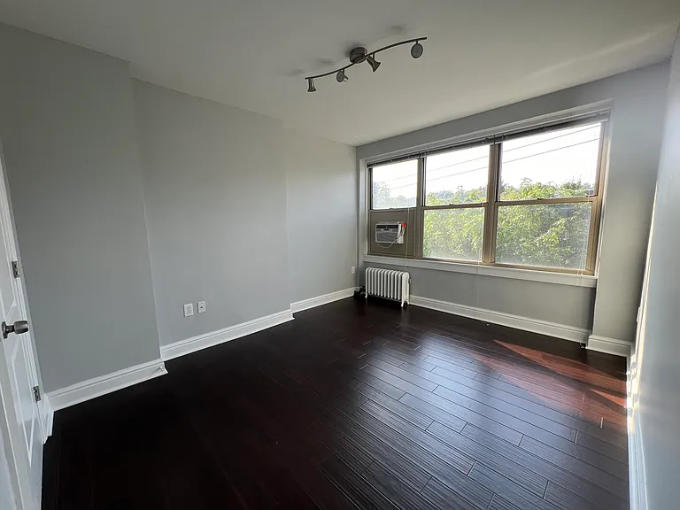 5721 Elwood #C2