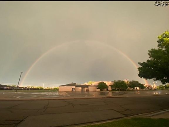 3rd image of 2506 Lansing Blvd
