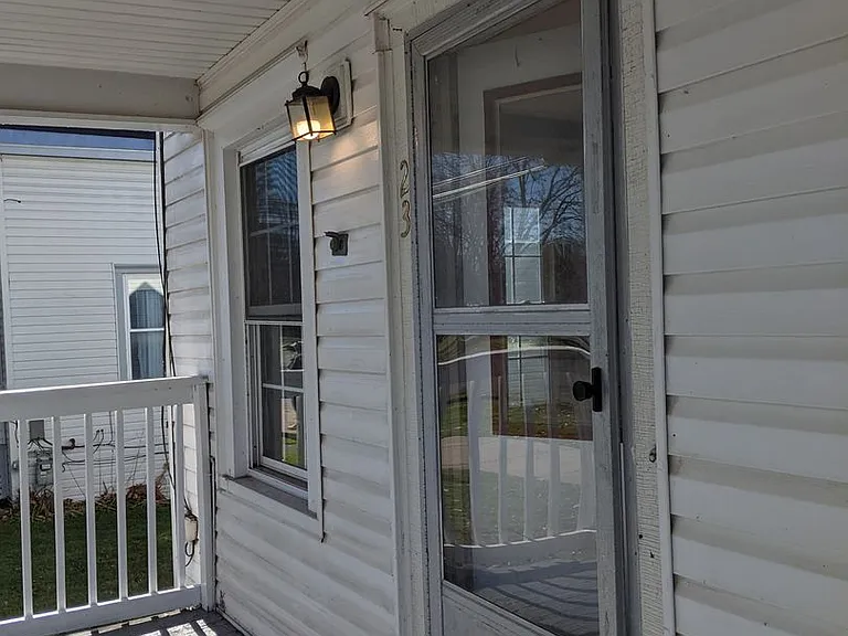 23 Mechanic St — Photo 2
