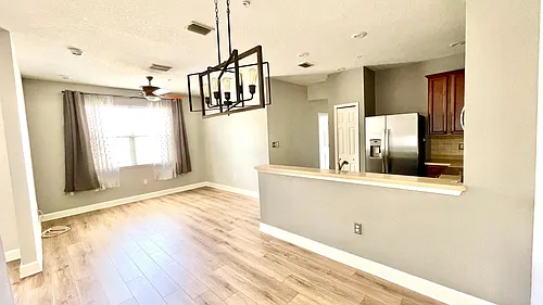 3454 Parkridge Cir #33-203 Photo 1