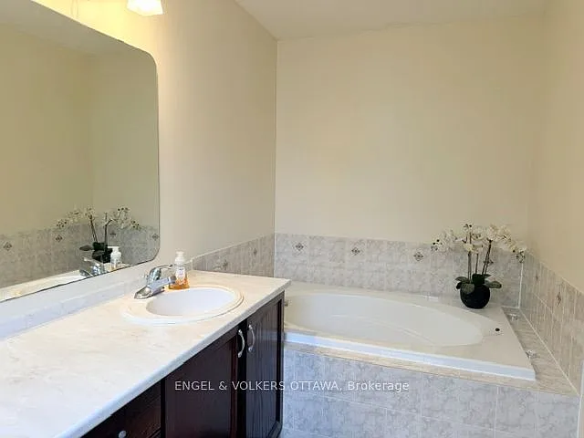 124 Landover Cres — Photo 28