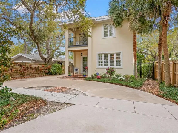 1614 Wisconsin Ln, Sarasota, FL 34239