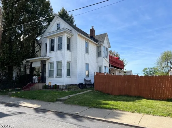 53 Summit Ave, Phillipsburg Town, NJ 08865