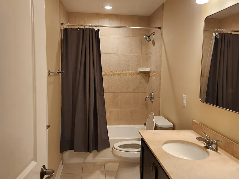 1116 K St NE — Photo 14