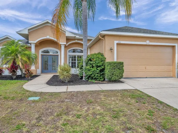 1721 Canoe Dr, Lutz, FL 33559