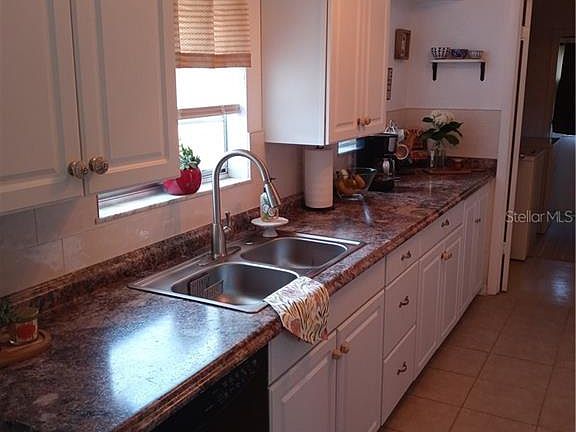 4th image of 54 Horton Cir
