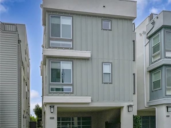 1651 Pocomo Way, Costa Mesa, CA 92627