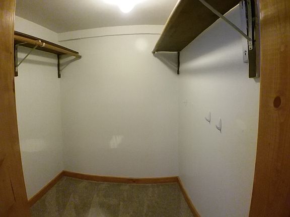 4th image of 1419 McLean Ave