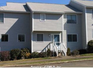 311 Field Point Dr #311, Branford, CT 06405