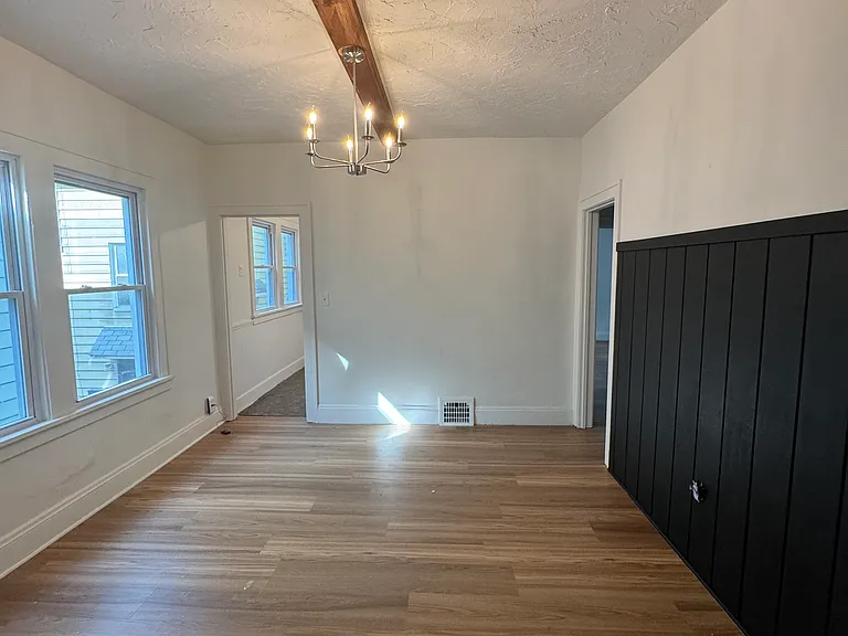 2233 Edgehill Rd #L — Photo 6
