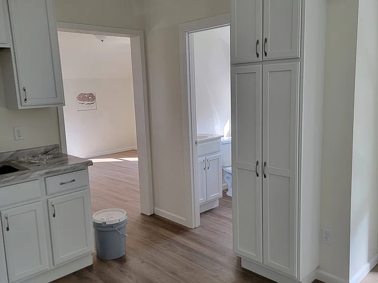 821 W South St — Photo 7