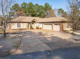 6 Invadir Cir, Hot Springs Village, AR 71909