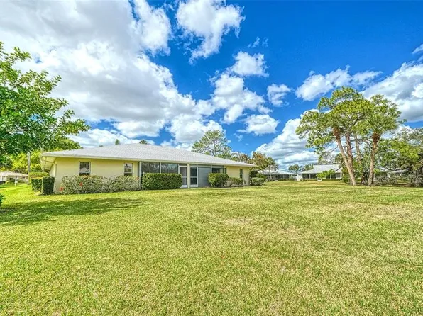 4103 Center Gate Blvd #2, Sarasota, FL 34233