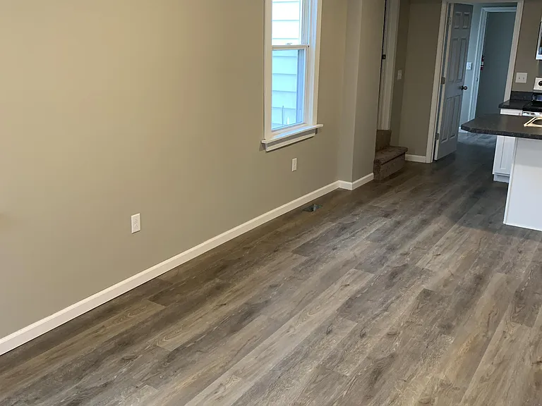 612 Maple Ave — Photo 2