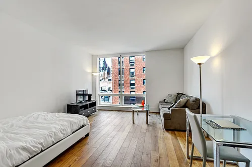 325 Lexington Ave #7A Photo 1