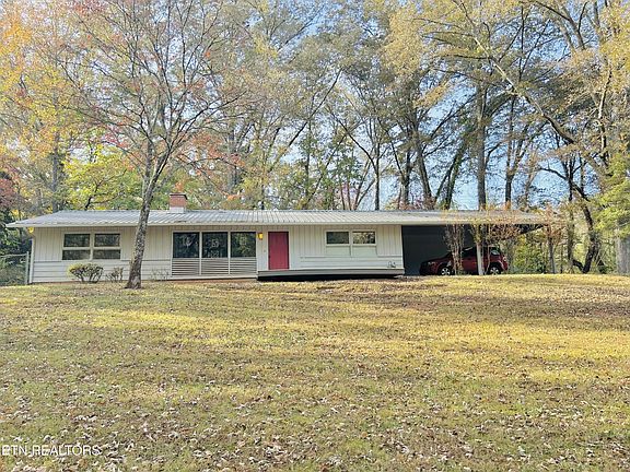 2nd image of 5400 Mockingbird Dr