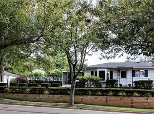 1992 Daniels Ave, Akron, OH 44312