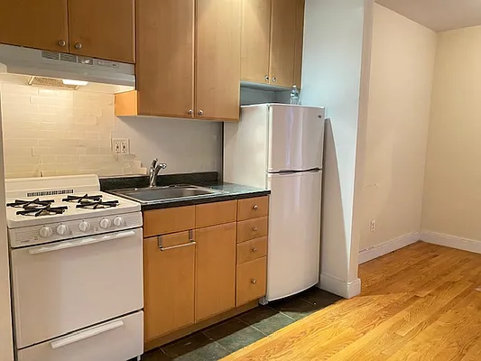 Rented by REAL New York | media 10