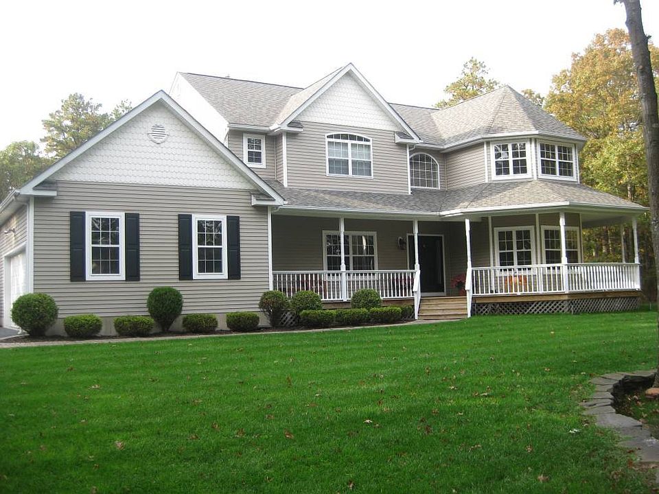 1st image of 6 Rockhill Cir