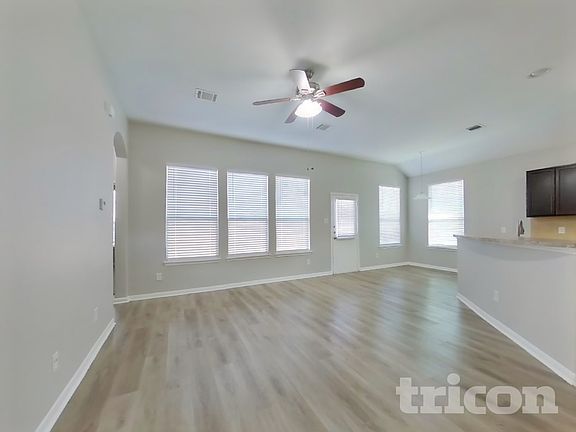 2nd image of 12850 Spruce Cir