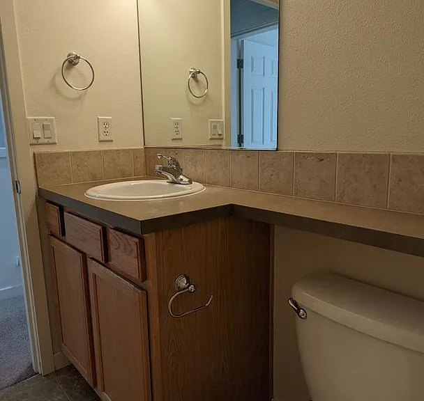 Halsey East Townhomes — Photo 86