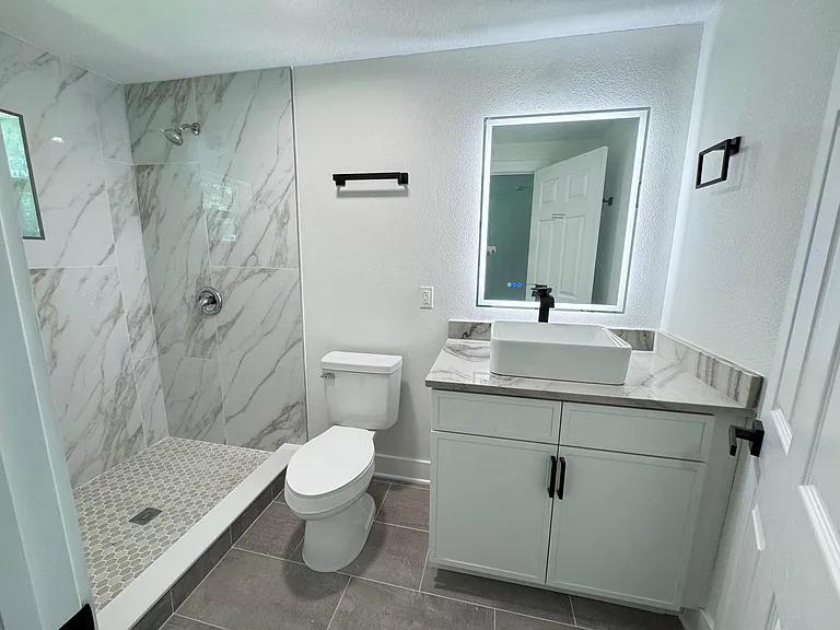 4358 Bedford Rd — Photo 3