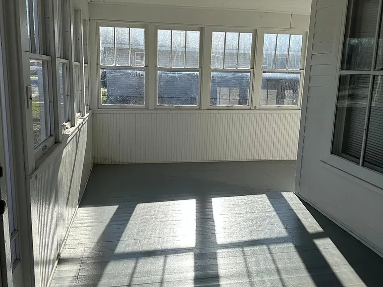 306 E Nuckols St #1 — Photo 9