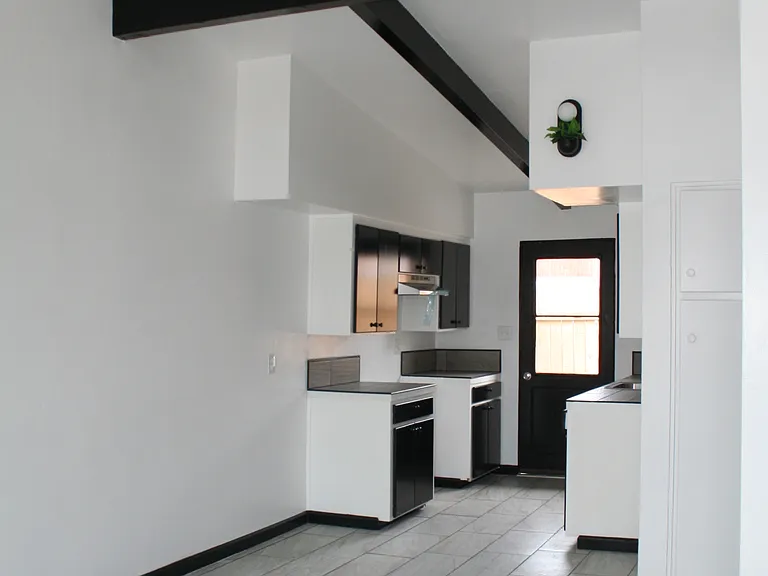 553 G St #C — Photo 4