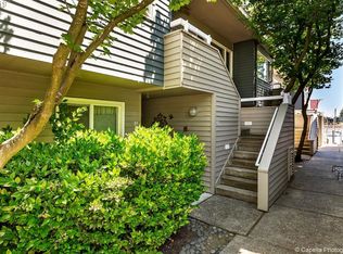 118 N Hayden Bay Dr, Portland, OR