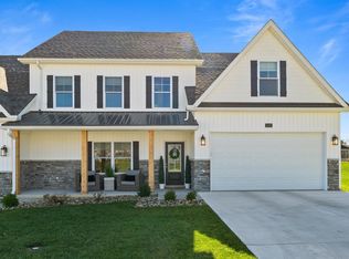 139 Steve Cir, Hurricane, WV 25526