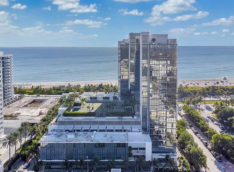 2201 Collins Ave #628 — Photo 20