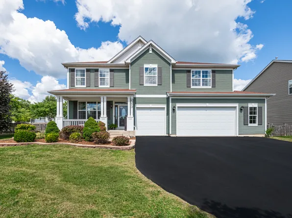 2373 Heron Ln, Wauconda, IL 60084