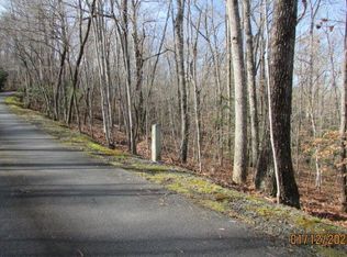 Cliffside Dr, Hayesville, NC 28904