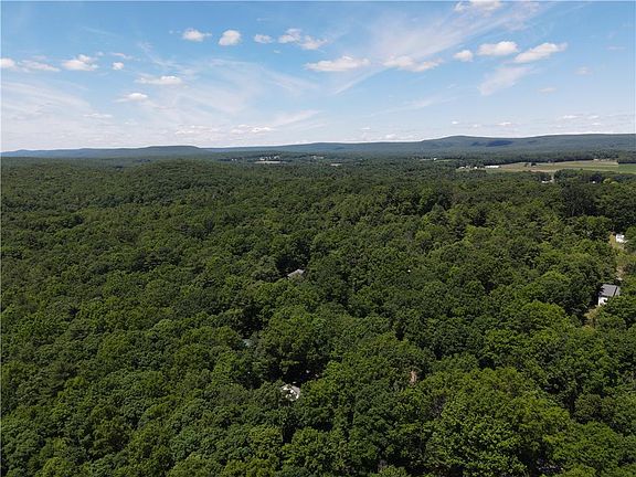 4th image of 247 Haney Rd