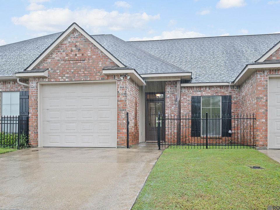 1st image of 26718 Palmetto Lake Ct W #26718