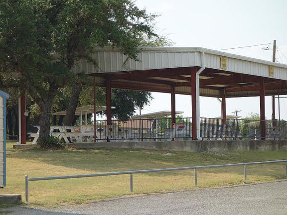 5th image of 1331 Green Hill Dr