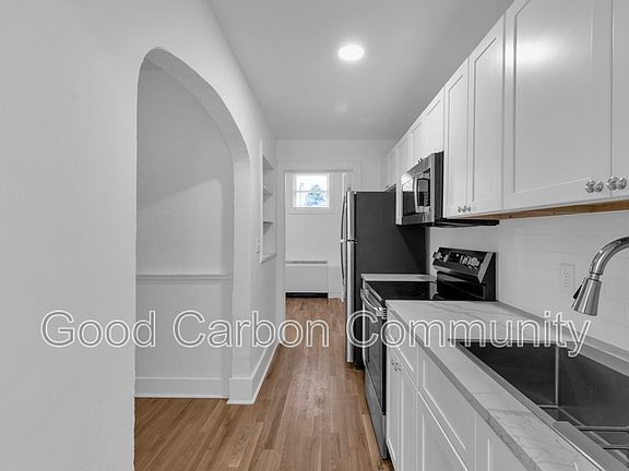 4th image of 213 Summer St APT 2