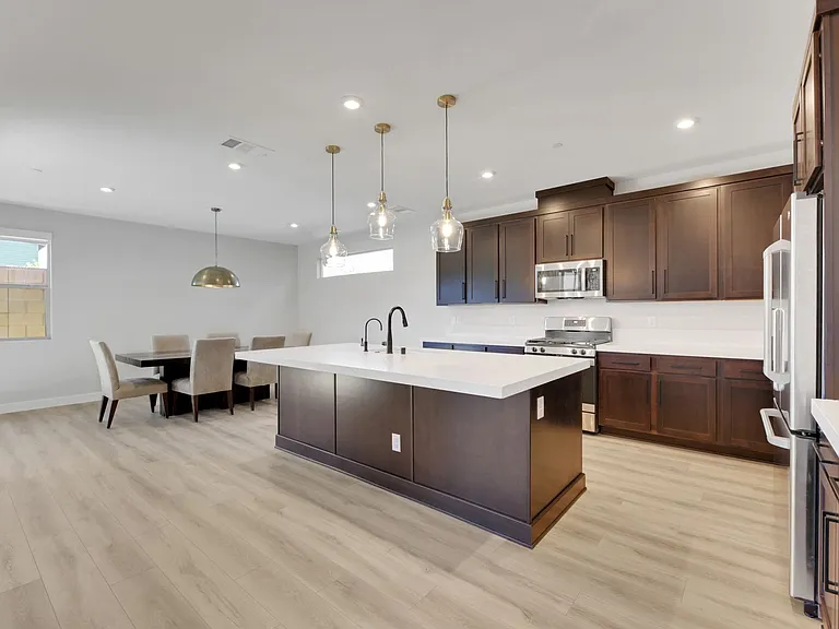 2611 Chance Canyon St — Photo 9