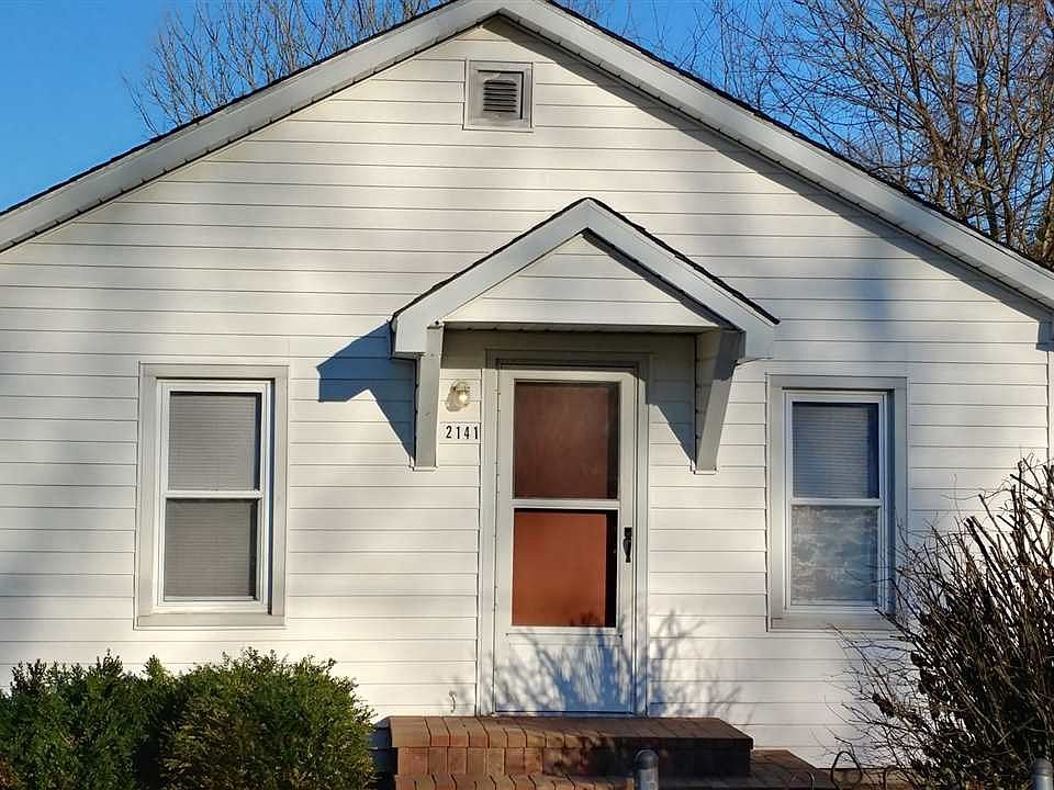 1st image of 2141 N 1st St